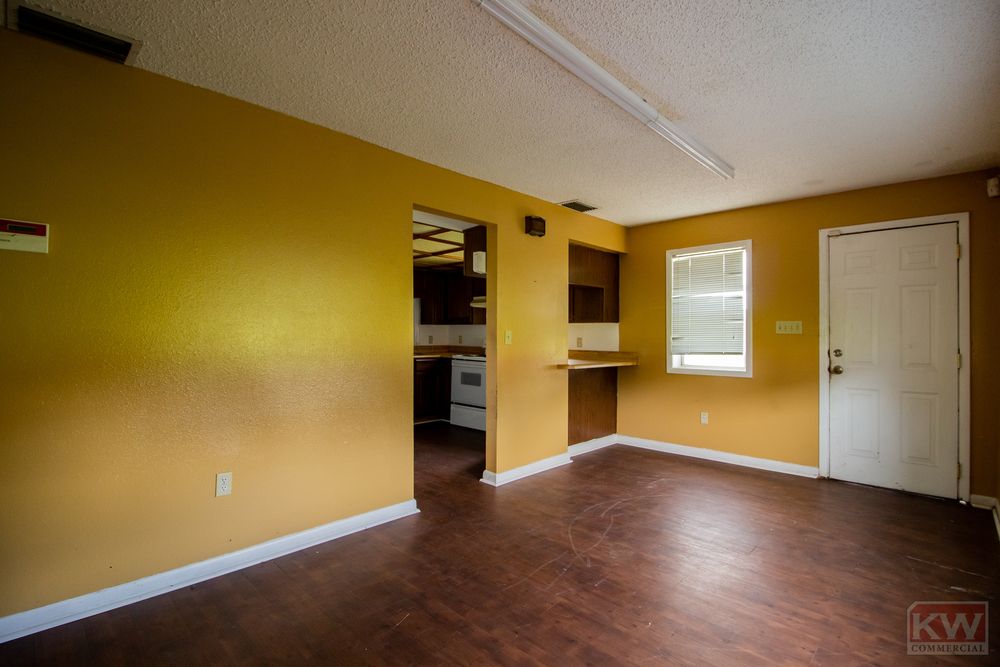 Former Truck Terminal in Central Florida: 595 W Summerlin St, Bartow, FL 33830
